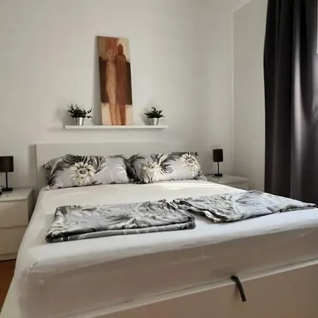 Beautiful Casa Mirejo With Pool In Kastelir Villa