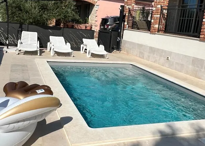 Beautiful Casa Mirejo With Pool In Kastelir Villa *